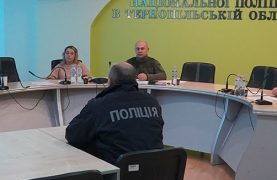Громади Тернопільщини отримали поліцейського офіцера
