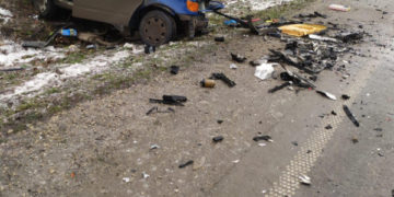 На Тернопільщині автомобільна троща: бус врізався у легковий автомобіль