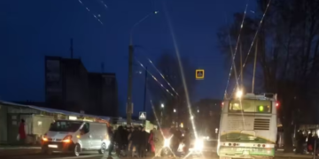 У Тернополі машина наїхала на немовля