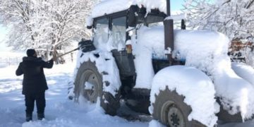 У Тернополі чоловік загинув під колесами трактора