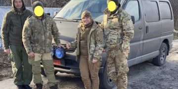 Тернопільська волонтерка подякувала Миколі Люшняку за авто й іншу допомогу військовим