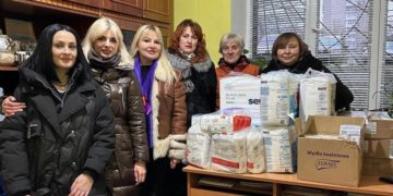 Тернопільські «дієвочки» на своїх тендітних плечах тримають надійний тил для наших захисників