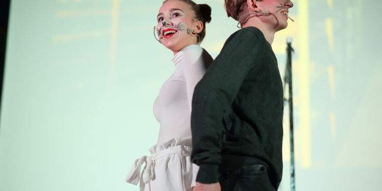 Тернопільські студенти зробили свято для юних переселенців