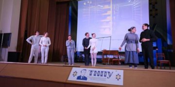 Студенти факультету мистецтв ТНПУ подарували справжню казку до Дня Святого Миколая