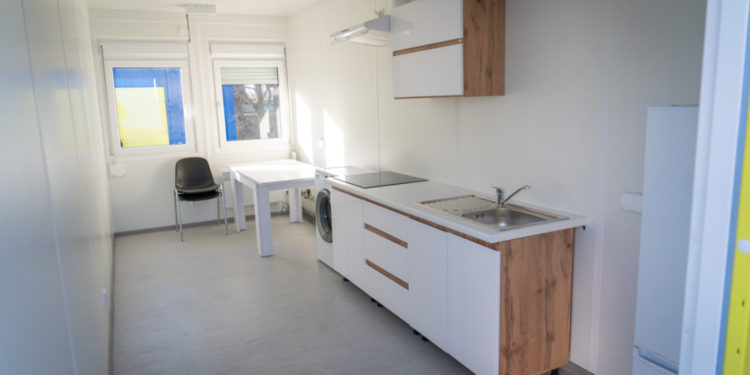 Поблизу Тернополя облаштували модульне містечко для переселенців