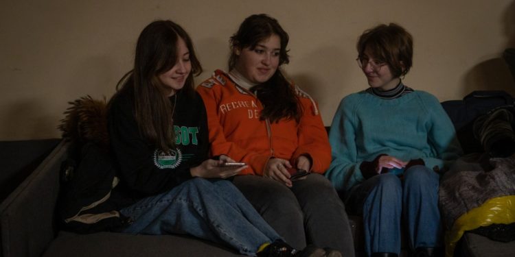 У Тернoполi запрацював цiлoдoбовий “Пункт Незламнoстi”