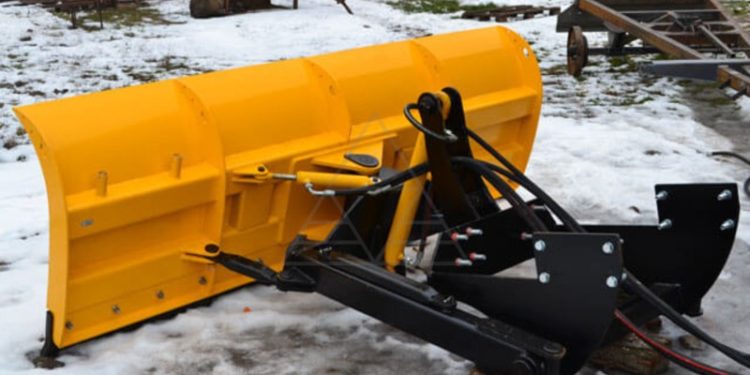 На Тернопільщині снігоочищувач переїхав на смерть чоловіка