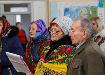 “Різдво у колі родини”: на Тернопільщині провели свято для переселенців