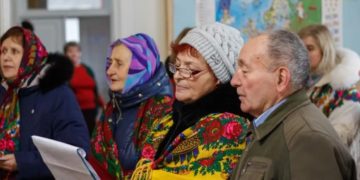 “Різдво у колі родини”: на Тернопільщині провели свято для переселенців