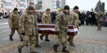 “Захищав тих, кого любить”: на Тернопільщині попрощалися з Героєм