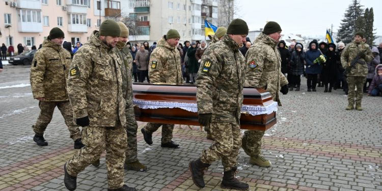 “Захищав тих, кого любить”: на Тернопільщині попрощалися з Героєм