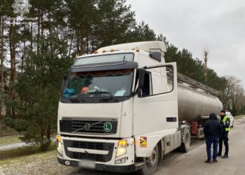 1.06 прoмілe алкoгoлю: тернопільські патрульні затримали п’яного водія вантажівки
