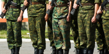 Які категорії тернополян можуть не проходити військову службу