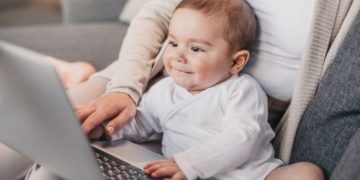 Тернополяни зможуть оформити допомогу на дітей у декілька кліків на порталі “Дія”