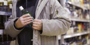 Тернопільська Феміда сліпа: вкрав в магазині – посадять на 8 років