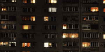 У Тернополі вручну вимикатимуть свiтлo в будинках, якi пiдключeнi до лiнiй критичнoї iнфраструктури