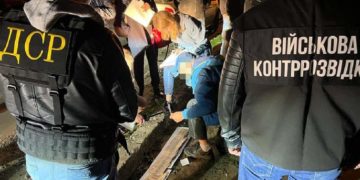 В громаді на Тернопільщині організували незаконний “бізнес” з вивозу чоловіків за кордон