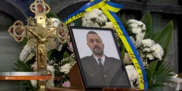 “Війна забрала життя ще одного з кращих синів України”, – на Тернопільщині поховали військового Романа Остапова