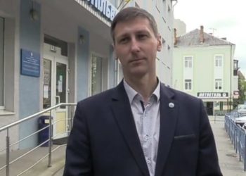 Чому міська рада Тернополя платить “захмарні” суми людині, яка сумнівно виконує свою роботу?