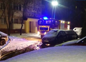 У Тернополі знову згоріла дорога іномарка