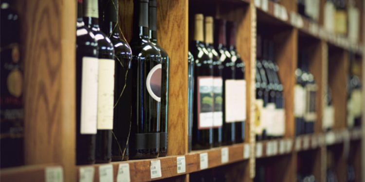 На Тернопільщині влада знову не впоралась із контролем за роздрібною торгівлею алкоголем та тютюном