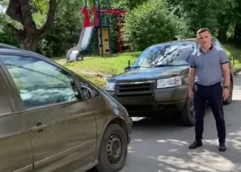Ще два автомобілі для батальйону «Карпатська Січ» передав Михайло Головко (відео)