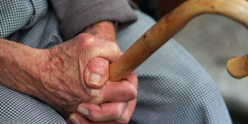 На Тернопільщині колишній зять систематично знущався з 90-річної тещі