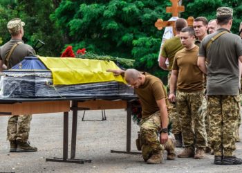 За чиї гроші на Тернопільщині ховають військових