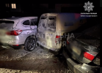 У Тернополі п’яний молодик пошкодив 6 припаркованих автомобілів