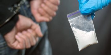 У Тернополі поліцейські затримали 18-річного “закладчика”