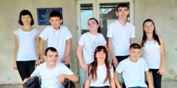 На Тернопільщині мер міста виселяє школу-інтернат з будівлі, яку люди відремонтували своїм коштом