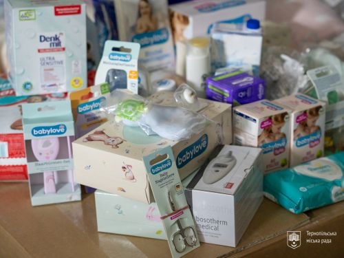 Стало відомо, які категорії тернополян можуть претендувати на пакунок малюка?