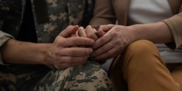 У Тернополі психологи розкажуть: як спілкуватися з рідними, які повернулися з війни?