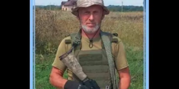 “Жopcтoкa вiйнa зaбpaлa життя oднoгo з кpaщих Cинiв Укpaїни”, – на фронті загинув Василь Наконечний