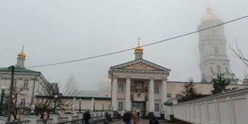 Кому належала Почаївська лавра, коли її заснували: що з договором оренди