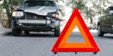 У селищі на Тернопільщині вантажівка переїхала чоловіка: людина померла на місці ДТП