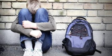 Дитина пройшла 15 кілометрів нічною трасою: на Тернопільщині хлопчик втік з прийомної родини