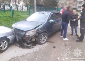 У Тернополі п’яний водій пошкодив 5 автівок та поїхав з місця ДТП