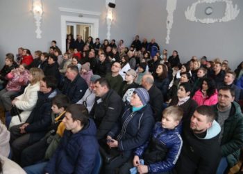 В громаді на Тернопільщині зібрали понад 100 тисяч гривень для бригади “Азов”