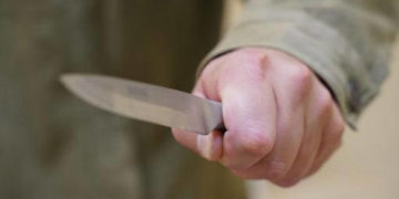 Вдарив ножем в грудну клітку: на Тернопільщині судитимуть чоловіка, який хотів вбити сусіда