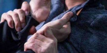 У Тернополі вітчим хотів зарізати сина своєї співмешканки