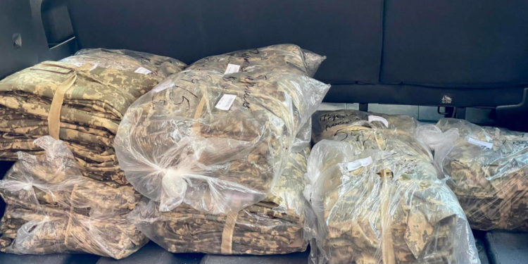 Тернопільщина відправила на фронт понад 1000 комплектів військової форми