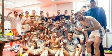 Скандал у Тернополі: футбольна команда святкувала перемогу під російськомовну попсу