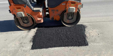 Відзавтра у Тернополі розпочинають ямковий ремонт, водіям потрібно буде ретельніше обирати маршрут