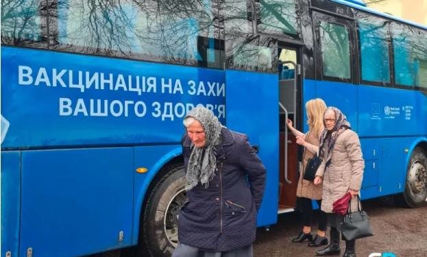 В громаді на Тернопільщині курсуватиме спеціально обладнаний автобус для вакцинації людей