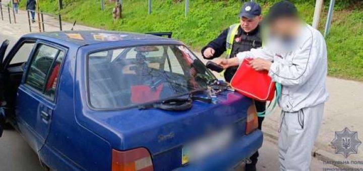В Тернополі зупинили водія, який кермував автівкою у стані наркотичного сп’яніння