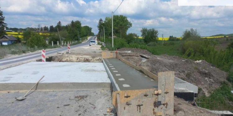 Ремонт мостів на Тернопільщині: водіям потрібно ретельніше обирати маршрут