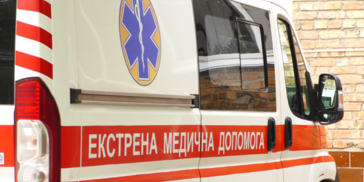 Чоловік з Тернопільської області потрапив до реанімації після ДТП на мотоциклі