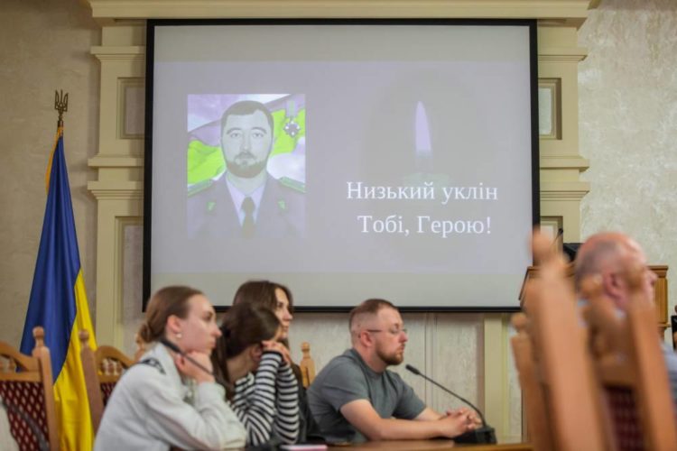 У ЗУНУ вшанували пам’ять випускника, захисника України, Сергія Яцуха