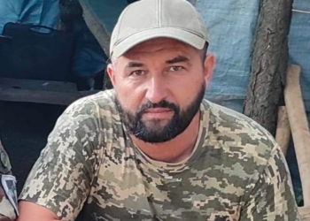 “Сумлiнний пpaцiвник тa cпpaвжній Пaтpioтa”, – у Тернополі попрощалися з Героєм Валентином Круглевським